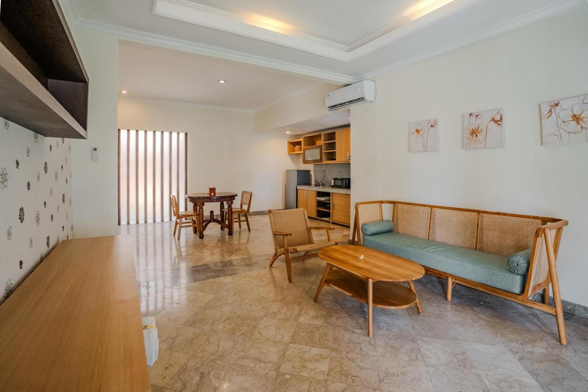 The Club Villas Seminyak Εξωτερικό φωτογραφία